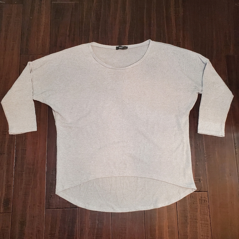 UGET Gray Scoopneck Tunic Sweater sz Large